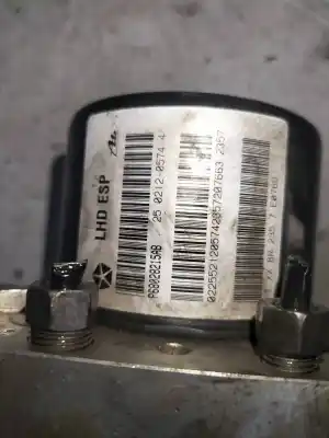Peça sobressalente para automóvel em segunda mão abs por dodge caliber 2.0 16v crd cat referências oem iam p68028215ab 8d556437 1700140