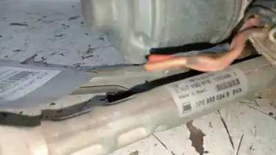 Second-hand car spare part front windshield wiper motor for seat leon (1p1) reference oem iam references 1p0955024b  3397020918 Second-hand car spare part front windshield wiper motor for seat leon (1p1) reference oem iam references 1p0955024b  3397020918