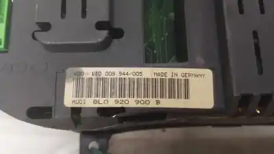 Pezzo di ricambio per auto di seconda mano pannello degli strumenti per audi a3 (8l) 1.9 tdi riferimenti oem iam 8l0920900b  