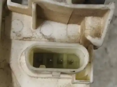 Second-hand car spare part left front door lock for jeep compass 2.0 crd cat oem iam references a052111  