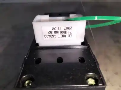 Second-hand car spare part left front power window switch for kia cee´d emotion oem iam references 935701h120  3694901000