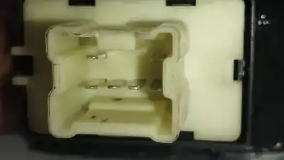 Автозапчасти б/у выключатель переднего правого окна за dacia dokker monospace (ke_) 1.5 dci / blue dci 75 (keaj keah kejw) ссылки oem iam   