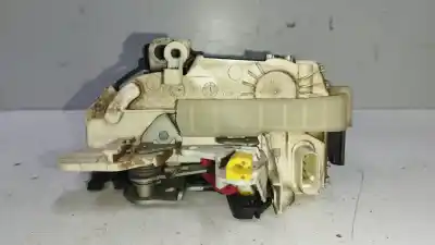 Second-hand car spare part front right door lock for jeep compass limited 4x4 oem iam references   