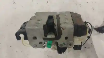 Second-hand car spare part left front door lock for jeep compass limited 4x4 oem iam references   