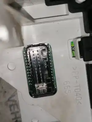 Pièce détachée automobile d'occasion compteur de vitesse tableau de bord pour toyota yaris (ksp9/scp9/nlp9) 1.3 cat références oem iam 838000d660d  