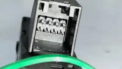 Second-hand car spare part switch for audi a4 berlina (b8) básico oem iam references 8k0959673 211240000 8k0959673