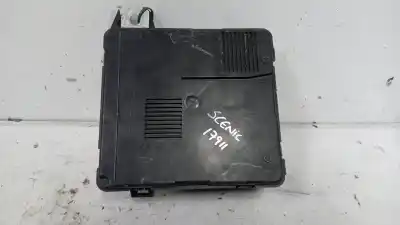 Pezzo di ricambio per auto di seconda mano scatola relè/fusibili per renault scenic ii 1.5 dci diesel 82 cv / 60 kw riferimenti oem iam 8200306032c  s118399200f