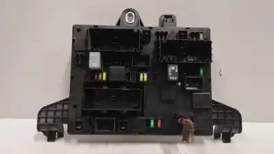 Second-hand car spare part fuse box unit for opel astra j (p10) 1.7 cdti (68) oem iam references 13302300