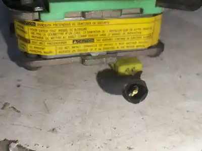 Автозапчастина б/у передній лівий ремін безпеки для toyota yaris (ksp9/scp9/nlp9) 1.4 turbodiesel cat посилання на oem iam 134463 1033184 305563199fkaaa