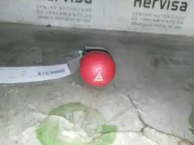 Peça sobressalente para automóvel em segunda mão INTERRUPTOR 4 PISCAS - EMERGÊNCIA por RENAULT TWINGO (CO6)  Referências OEM IAM   