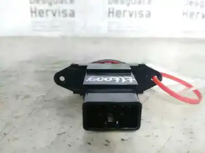 Peça sobressalente para automóvel em segunda mão interruptor 4 piscas - emergência por kia carens 2.0 crdi lx monovolumen referências oem iam 9337043300  