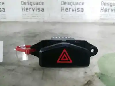 Second-hand car spare part hazard warning lights for kia carens 2.0 crdi lx monovolumen oem iam references 9337043300