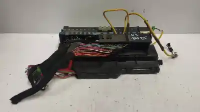 Second-hand car spare part fuse box unit for bmw x3 (e83) 3.0d oem iam references 18500000000  