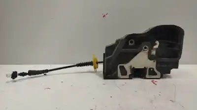 Second-hand car spare part left front door lock for bmw x3 (e83) 3.0d oem iam references 7036167  