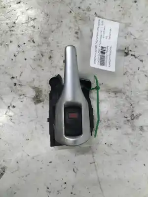 Peça sobressalente para automóvel em segunda mão puxador interior dianteiro esquerdo por toyota auris (_e15_) 1.4 d-4d (nde150_) referências oem iam 62318a1