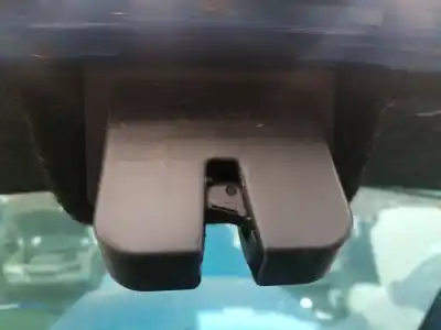 Second-hand car spare part trunk lock for skoda rapid 1.0 tsi oem iam references 8r0827505a