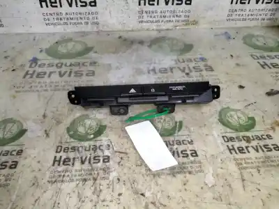 Second-hand car spare part hazard warning lights for kia rio (yb) 1.2 cat oem iam references 93790h8010wk