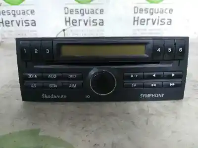 Piesă de schimb auto la mâna a doua SISTEM AUDIO / CD RADIO CASETOFON pentru SKODA FABIA (6Y2/6Y3)  Referințe OEM IAM 6Y0035156E  SKZAZ9F4819587