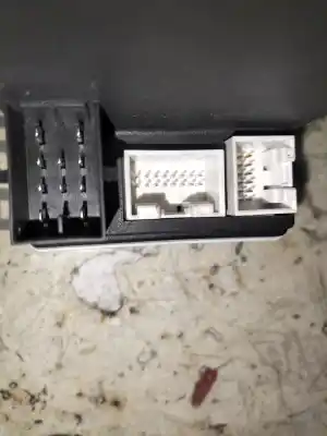 Pezzo di ricambio per auto di seconda mano quadro di chiusura per audi a3 (8l) 1.8 ambiente riferimenti oem iam 8l0862257d  