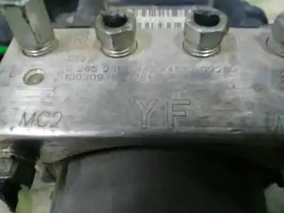 Peça sobressalente para automóvel em segunda mão abs por toyota auris (_e15_) 1.4 d-4d (nde150_) referências oem iam 4451002280 0265800986 0265232644