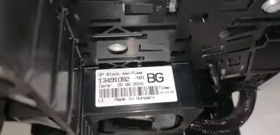 Second-hand car spare part fuse box unit for opel corsa e selective oem iam references 13491092  001bg