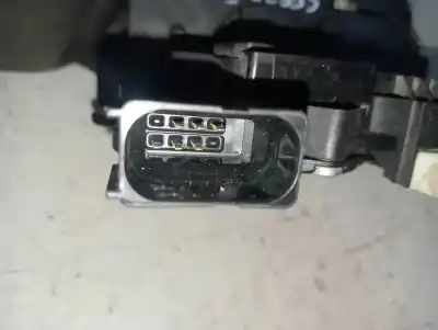 Second-hand car spare part left front door lock for opel corsa e selective oem iam references 13431841  