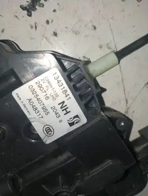 Second-hand car spare part left front door lock for opel corsa e selective oem iam references 13431841  