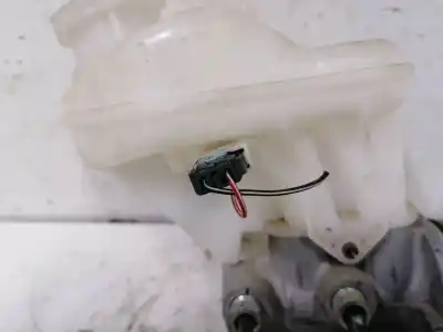 Автозапчастина б/у гальмівний насос для mitsubishi space star (a00) motion посилання на oem iam 13231180950  