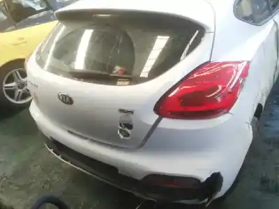 Second-hand car spare part tailgate for kia cee´d 1.6 crdi cat oem iam references 