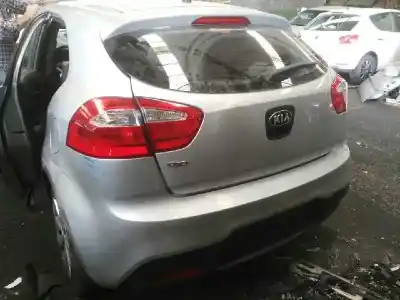 Peça sobressalente para automóvel em segunda mão porta da mala / tampa traseira por kia rio 1.2 cat referências oem iam 
