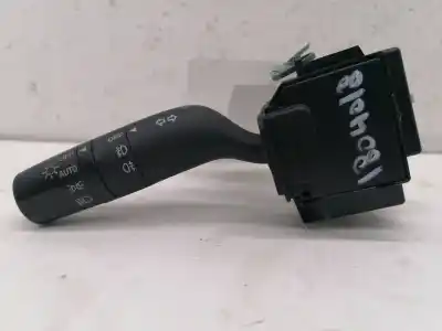 Second-hand car spare part headlights switch for mazda 3 (bl) 1.6 mzr (bl14) oem iam references 17d682