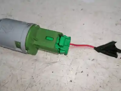 Second-hand car spare part switch for renault express confort oem iam references 8200276360d  