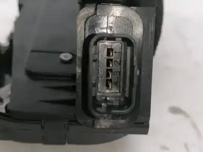 Second-hand car spare part right side door lock for renault express confort oem iam references 825029568r  40887264