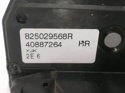 Second-hand car spare part right side door lock for renault express confort oem iam references 825029568r  40887264