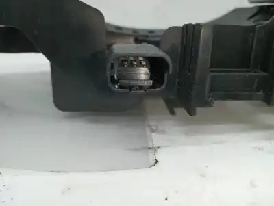 Автозапчасти б/у задняя левая наружная ручка за renault scenic iii 2.0 16v ссылки oem iam 806070033r  