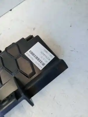 Автозапчастина б/у правильний натір для renault scenic iii 2.0 16v посилання на oem iam 975101984r  