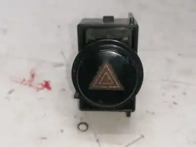 Second-hand car spare part hazard warning lights for toyota auris (_e15_) 1.4 d-4d (nde150_) oem iam references 8433202300