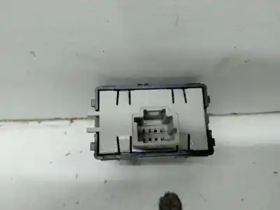 Second-hand car spare part switch for renault clio iv limited oem iam references 255502964r  