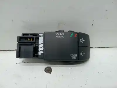 Peça sobressalente para automóvel em segunda mão comandos do volante por renault clio iv limited referências oem iam 344422023gb
