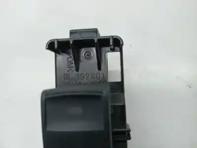 Second-hand car spare part right front power window switch for lexus ct 200h oem iam references 192801  