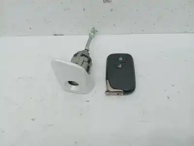 Second-hand car spare part left front door lock for lexus ct 200h oem iam references mr39832008  
