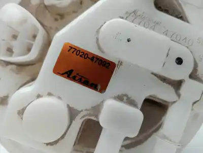 Piesă de schimb auto la mâna a doua indicator pentru lexus ct 200h referințe oem iam 7702047092  