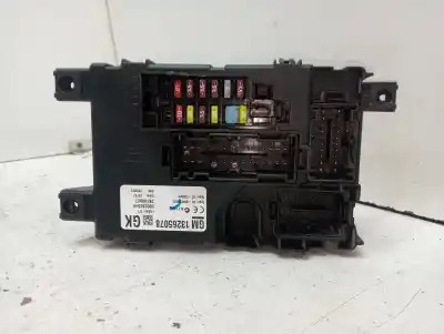 Peça sobressalente para automóvel em segunda mão caixa de fusíveis e relés por opel corsa d cmon referências oem iam 13265078