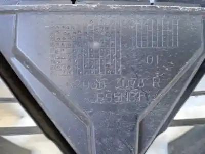 Автозапчастина б/у решіта переднього бампера для renault scenic iii 1.6 16v посилання на oem iam 620363078r  jr95nbi