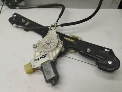 Peça sobressalente para automóvel em segunda mão elevador de vidros dianteiro direito por bmw serie 1 berlina (e81/e87) 120d referências oem iam 6927028
