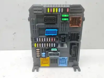 Peça sobressalente para automóvel em segunda mão caixa de fusíveis e relés por peugeot 308 active bussines referências oem iam 9819851280