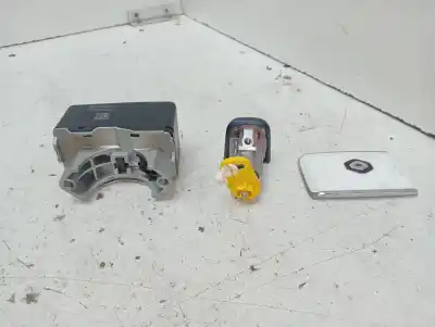 Second-hand car spare part left front door lock for renault kadjar life oem iam references e11047751  