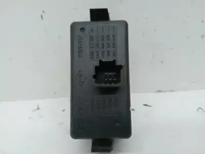 Автозапчастина б/у увага для renault scenic iii grand dynamique посилання на oem iam 8200214896a  