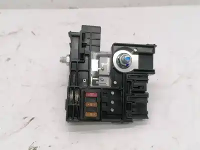 Peça sobressalente para automóvel em segunda mão caixa de fusíveis e relés por toyota yaris (xp21) hybrid style referências oem iam 826210d050