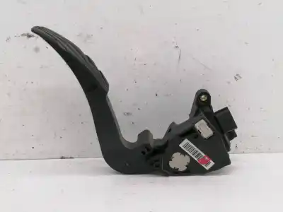 Second-hand car spare part accelerator pedal for renault megane iv berlina 5p experience oem iam references 180026830r